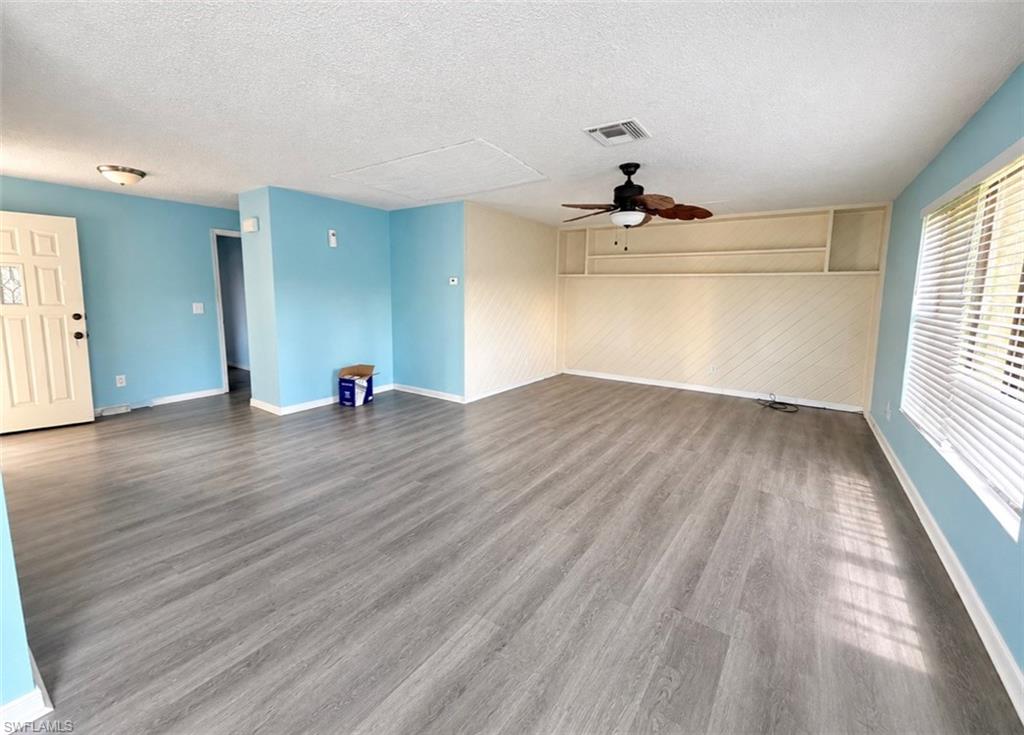 5476 Avenue D Property Photo 5