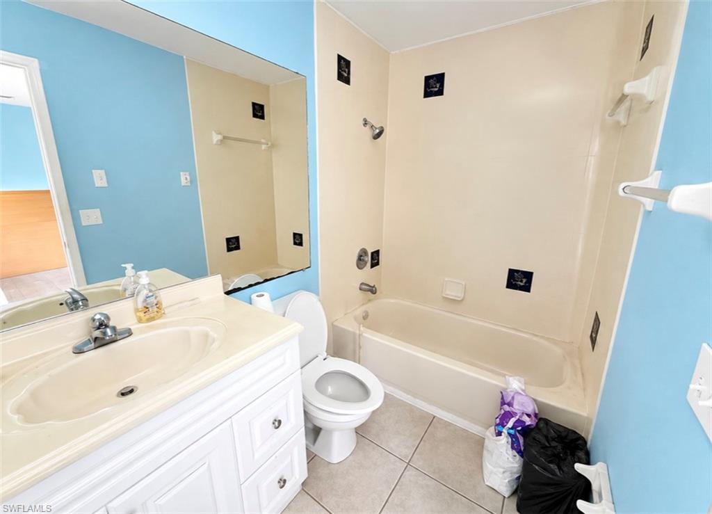 5476 Avenue D Property Photo 7