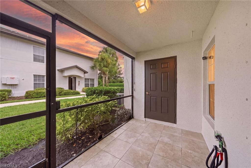 9097 Gervais Cir 1808 Property Photo 2
