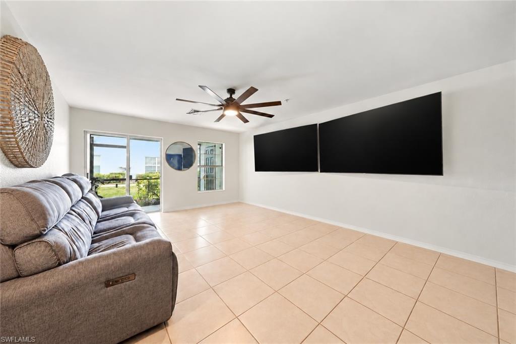 9097 Gervais Cir 1808 Property Photo 5