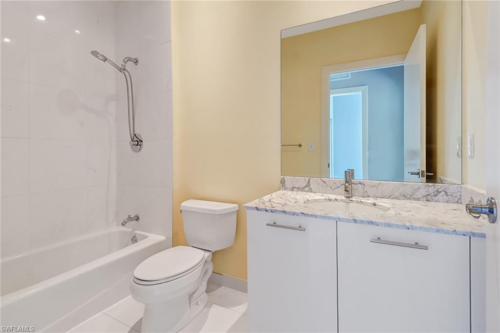 3000 Oasis Grand Blvd 401 Property Photo 28
