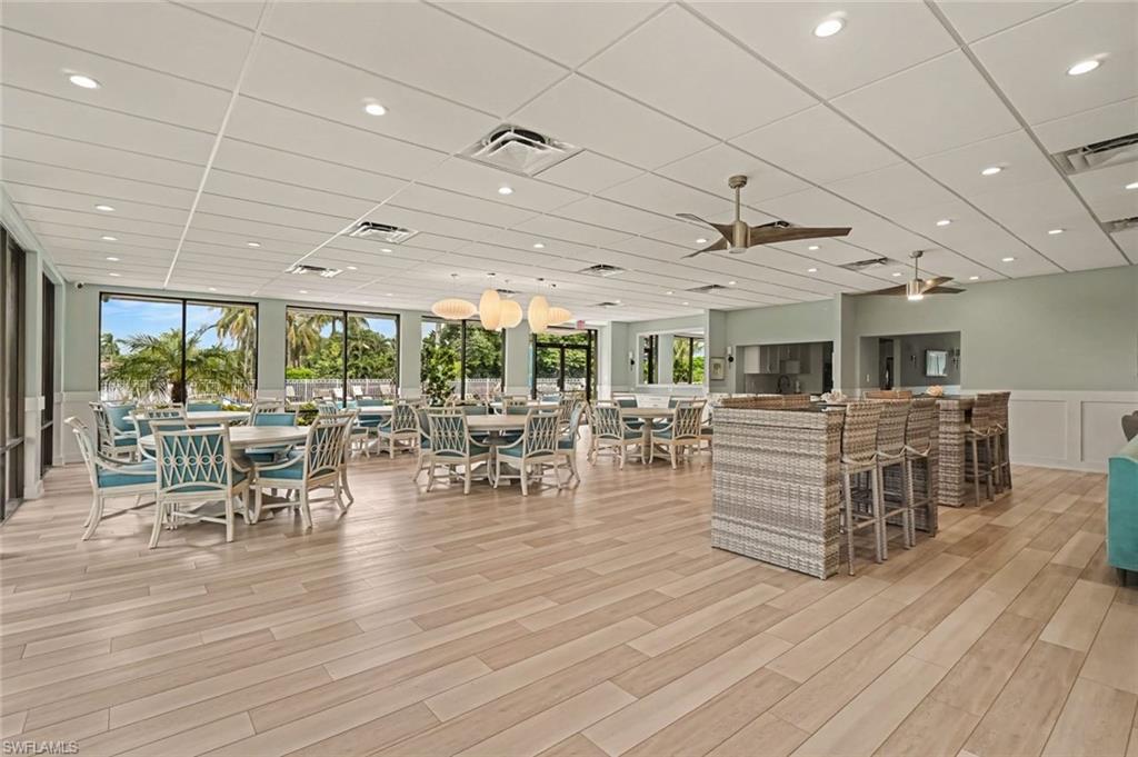 579 Park Shore Dr W I1 Property Photo 31