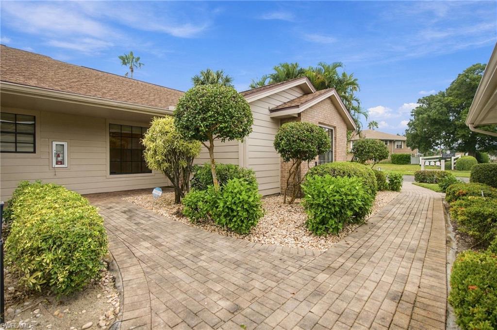 6625 Ilex Cir C Property Photo 2