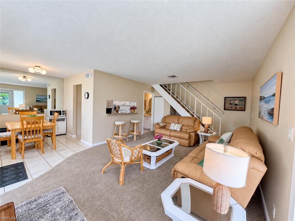 5840 Vancouver Cir 2 Property Photo 3