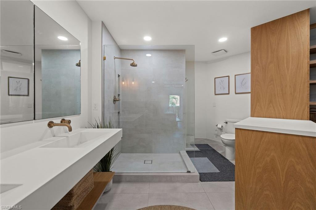 11921 Seabreeze Cove Ln 201 Property Photo 23