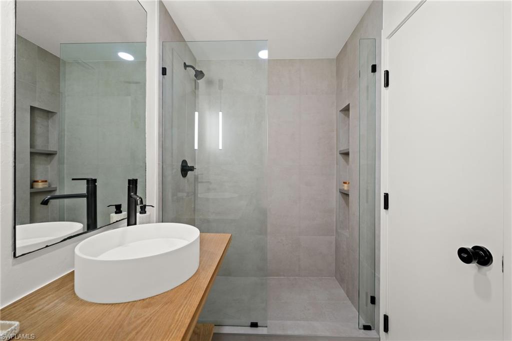 11921 Seabreeze Cove Ln 201 Property Photo 31