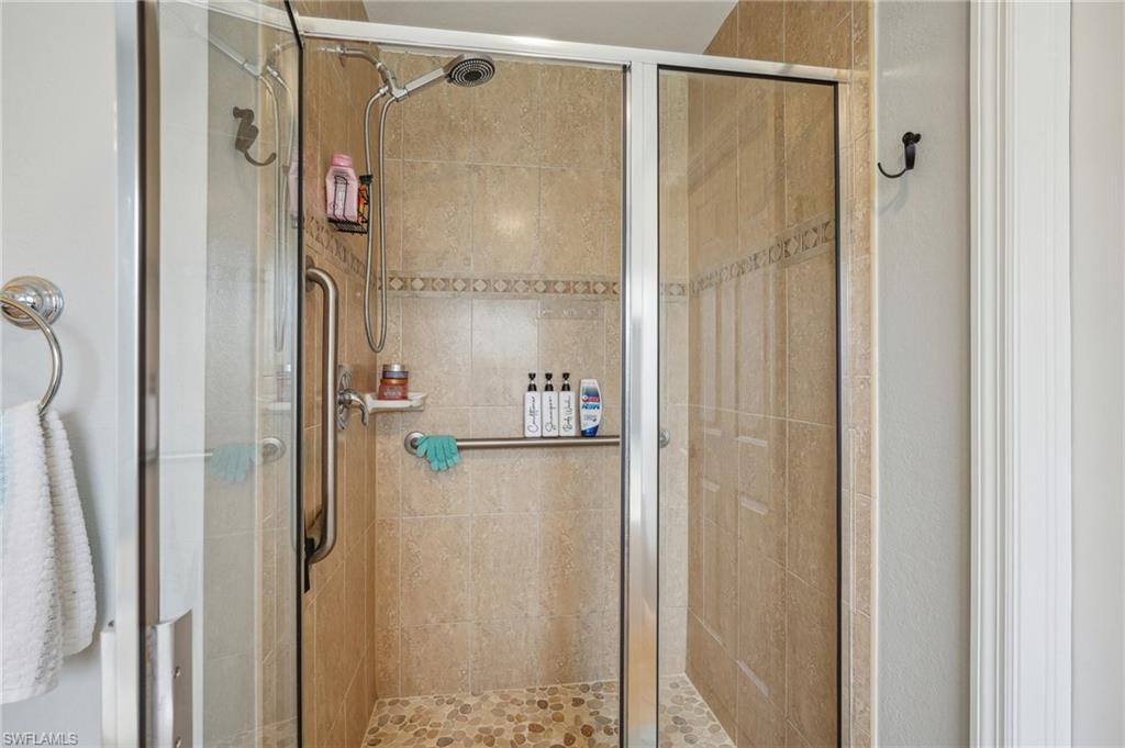 3717 Agualinda Blvd Property Photo 21