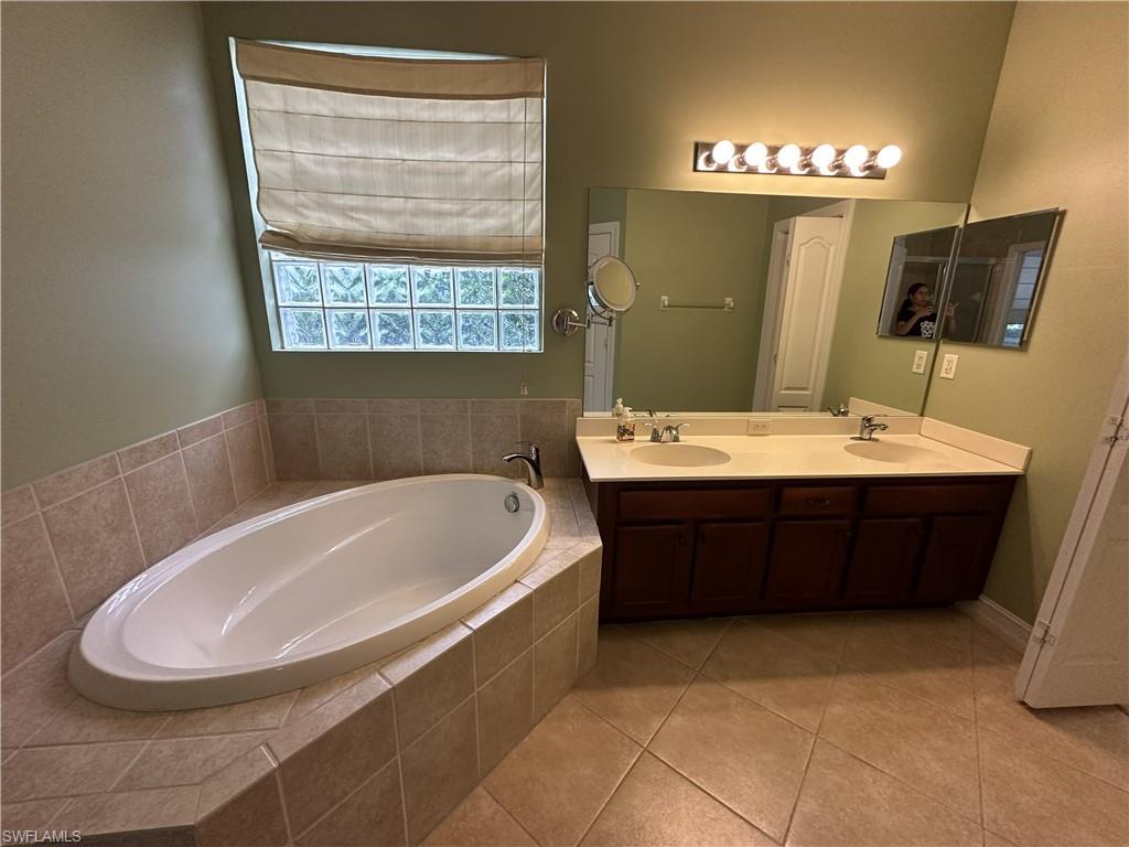 9932 Alabama St Property Photo 10