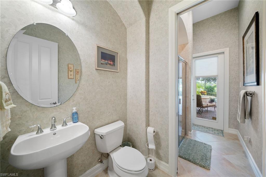 7733 Classics Dr Property Photo 9