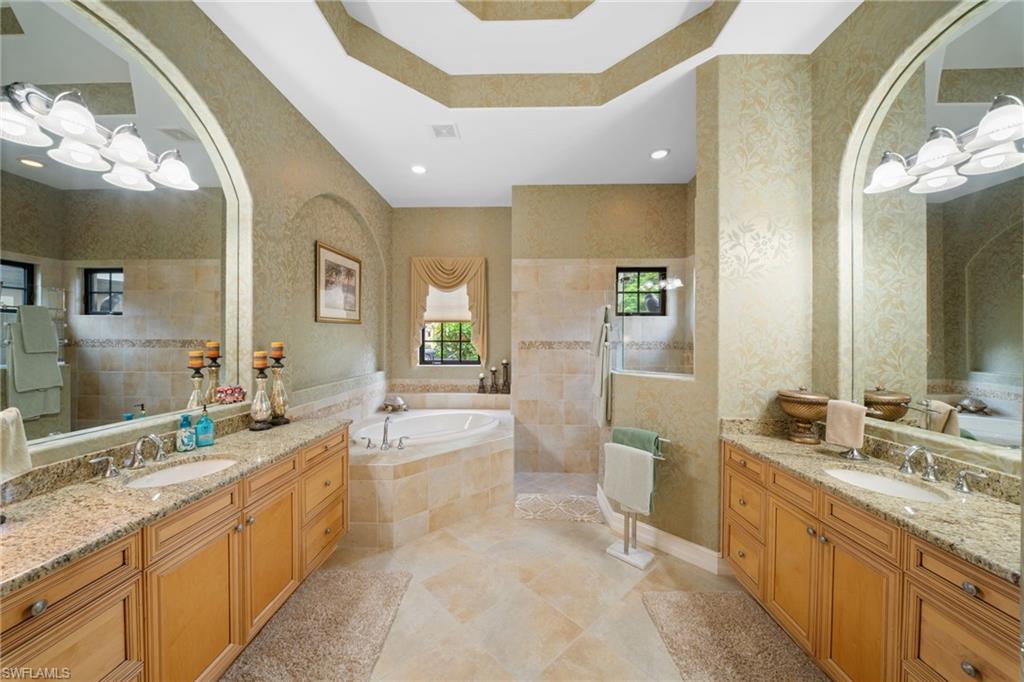 7733 Classics Dr Property Photo 15