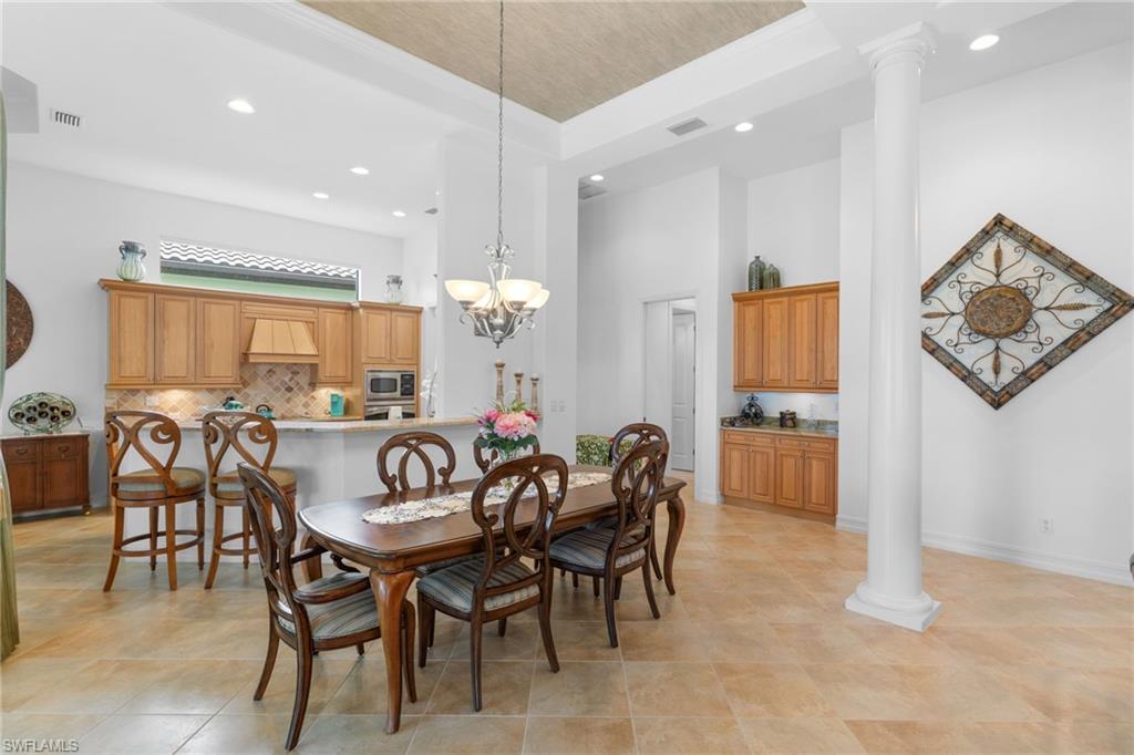 7733 Classics Dr Property Photo 18