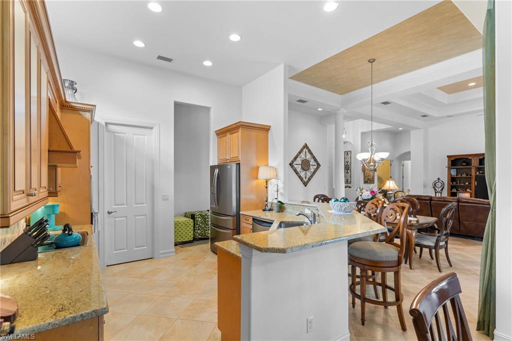 7733 Classics Dr Property Photo 22
