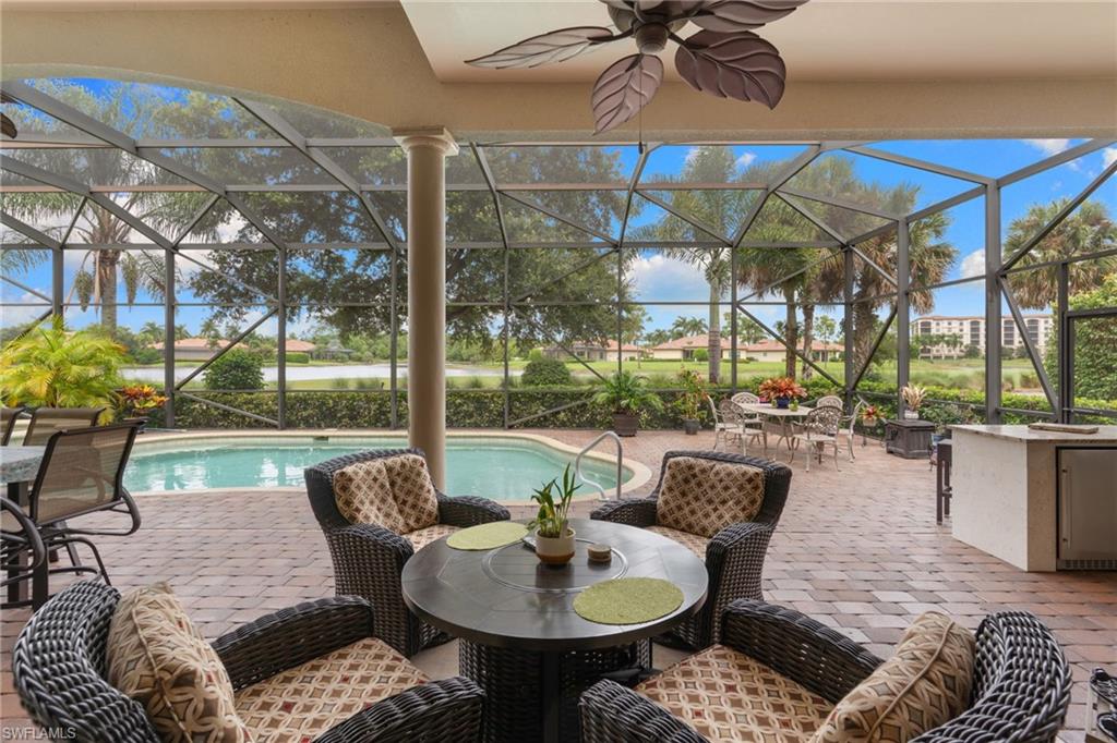 7733 Classics Dr Property Photo 32