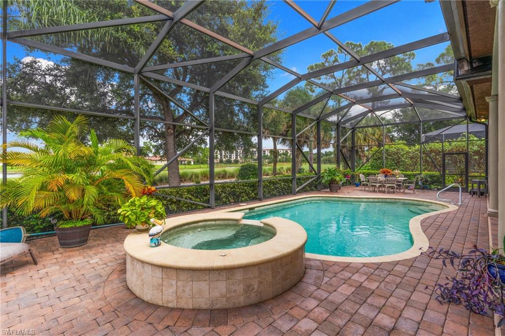 7733 Classics Dr Property Photo 39
