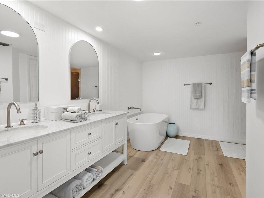 26910 Wedgewood Dr 403 Property Photo 15
