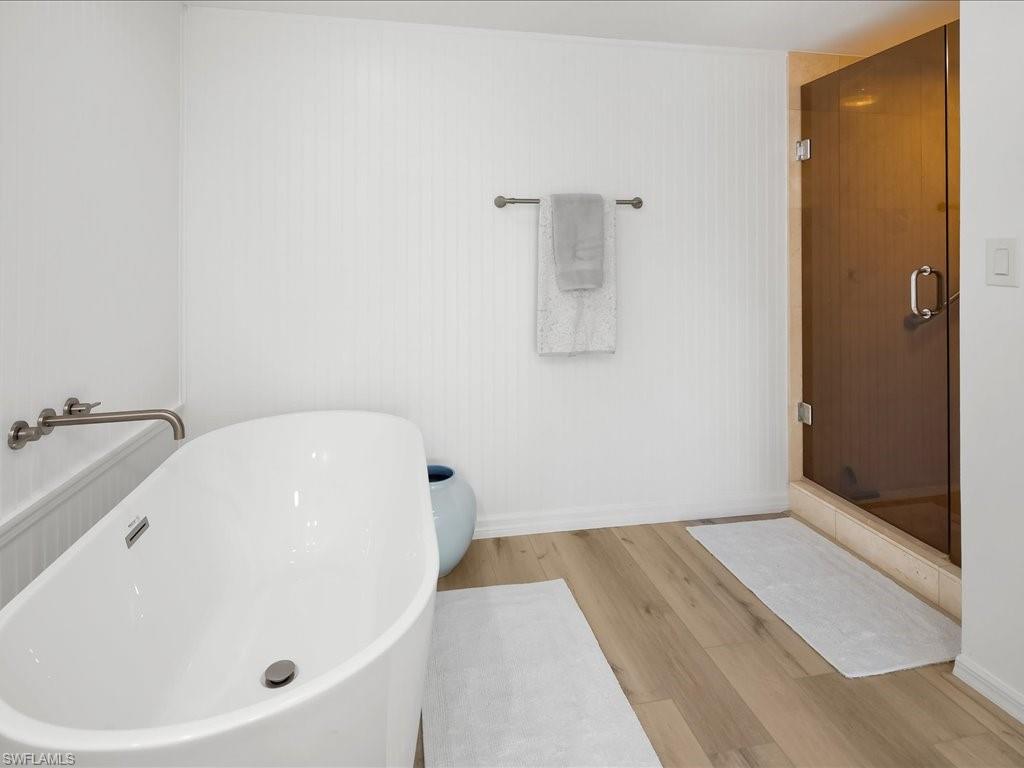 26910 Wedgewood Dr 403 Property Photo 16