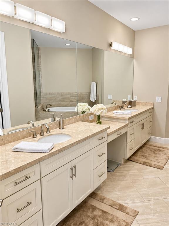 16425 Carrara Way 301 Property Photo 8