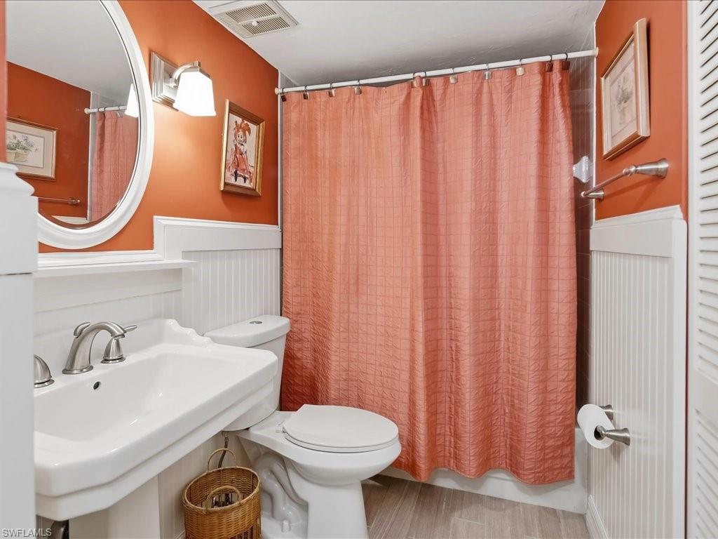 226035809 Property Photo 19