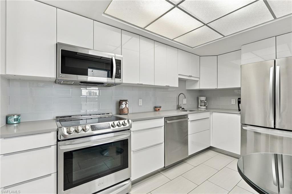7000 Estero Blvd 704 Property Photo 27