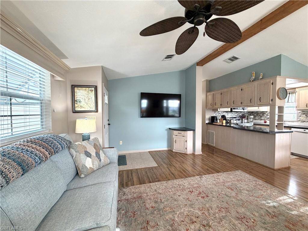 4580 Slash Pine Way E Property Photo 10