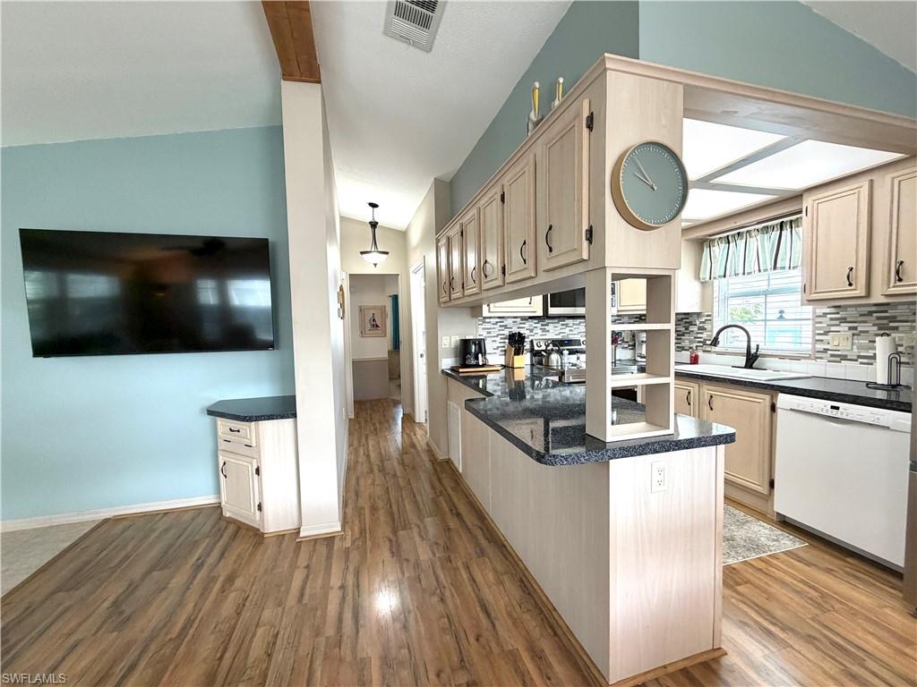 4580 Slash Pine Way E Property Photo 15