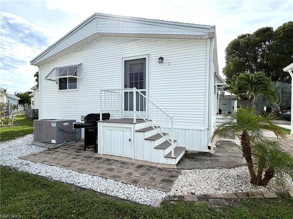 4580 Slash Pine Way E Property Photo 28