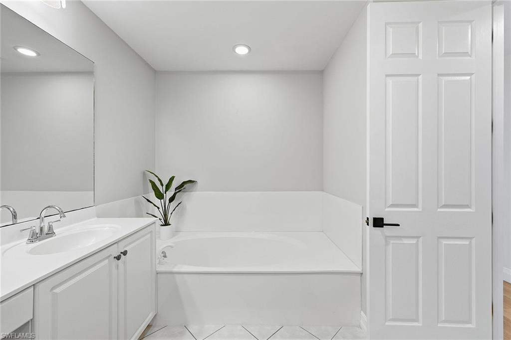 1835 Les Chateaux Blvd 204 Property Photo 26