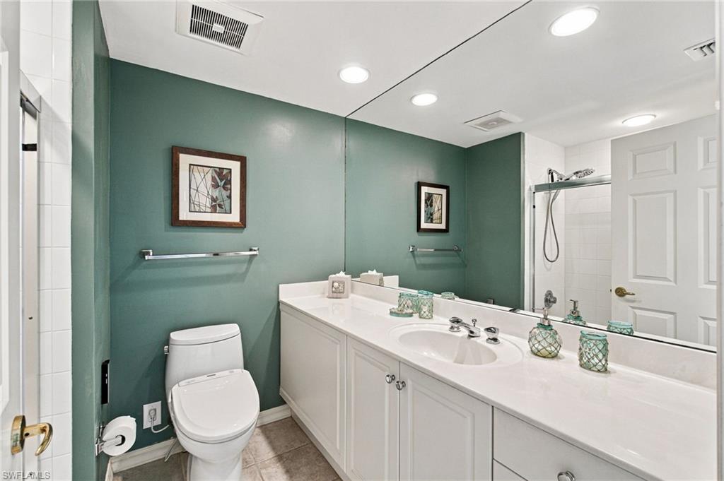 425 Dockside Dr 703 Property Photo 46