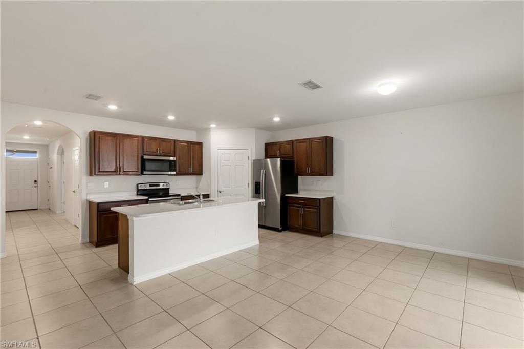 923 Tropicana Pkwy W Property Photo 9