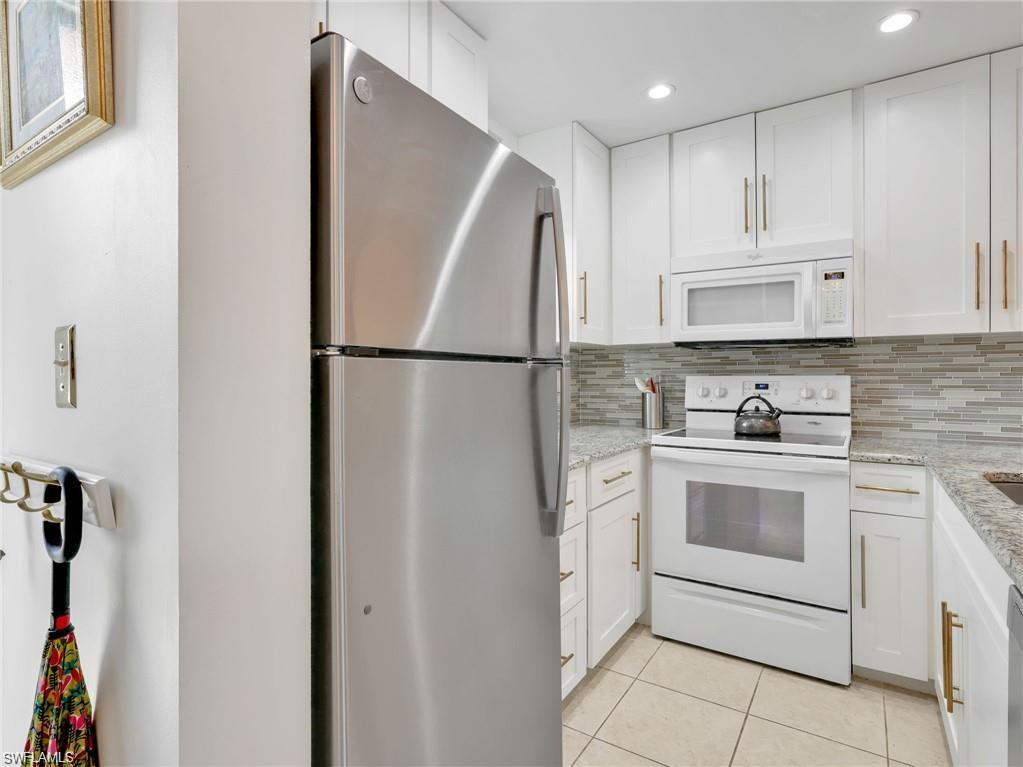 801 River Point Dr 203a Property Photo 6