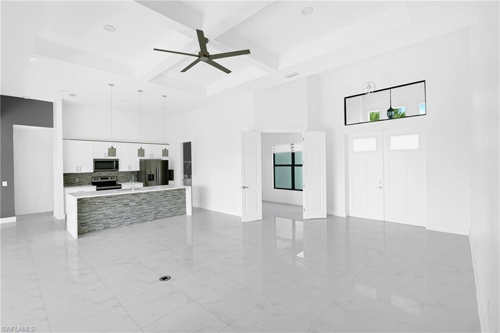 113 38 Pl Property Photo 9
