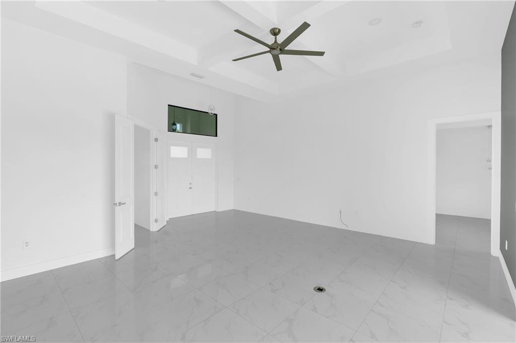 113 38 Pl Property Photo 12