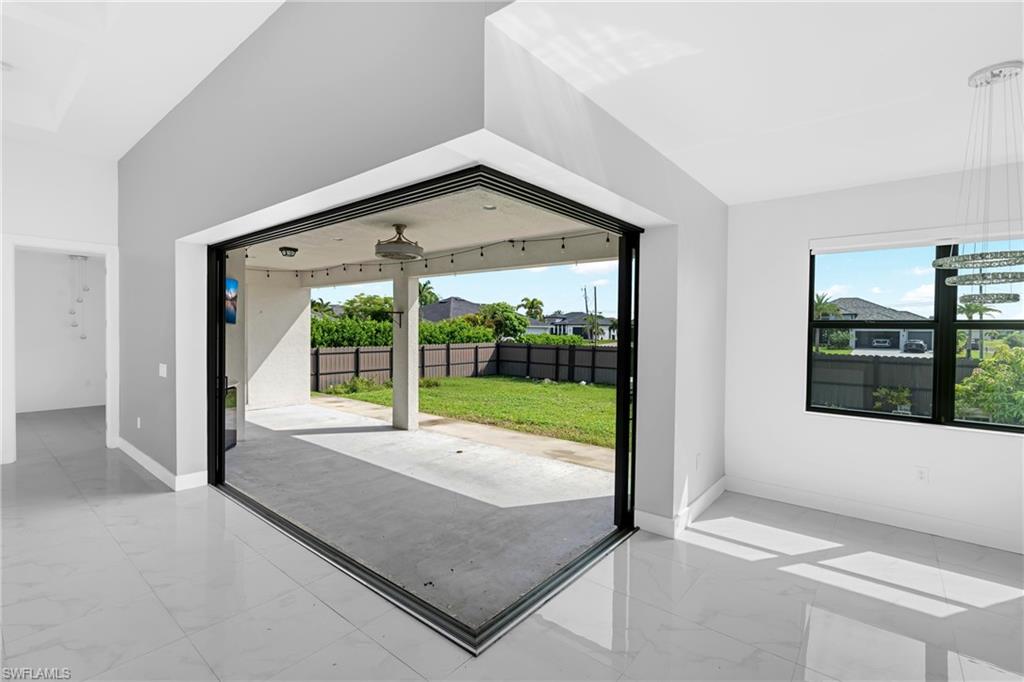 113 38 Pl Property Photo 20