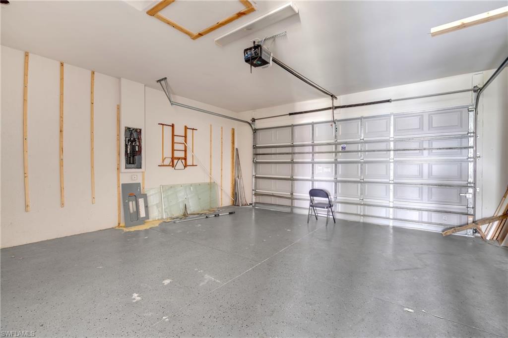 113 38 Pl Property Photo 22