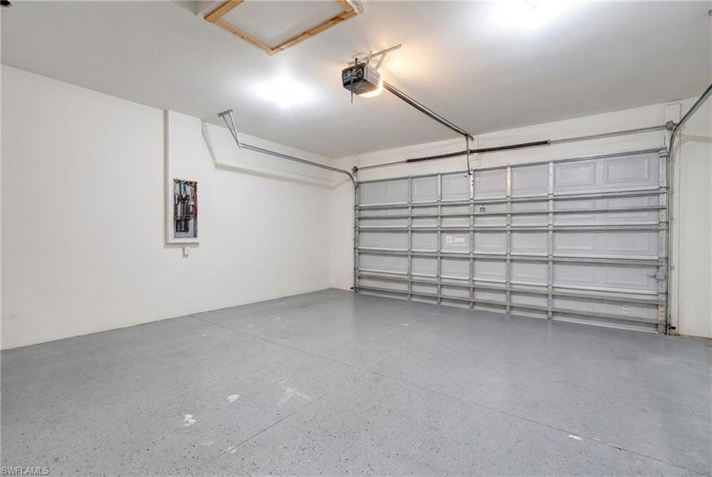 113 38 Pl Property Photo 23