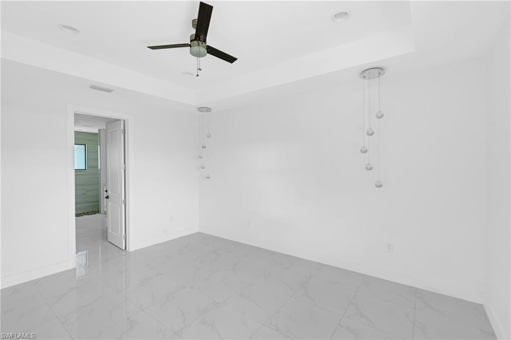 113 38 Pl Property Photo 32