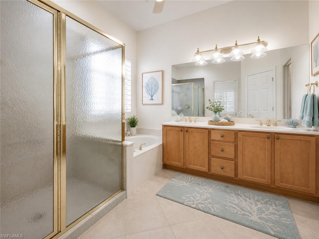 9375 Oak Strand Dr Property Photo 14