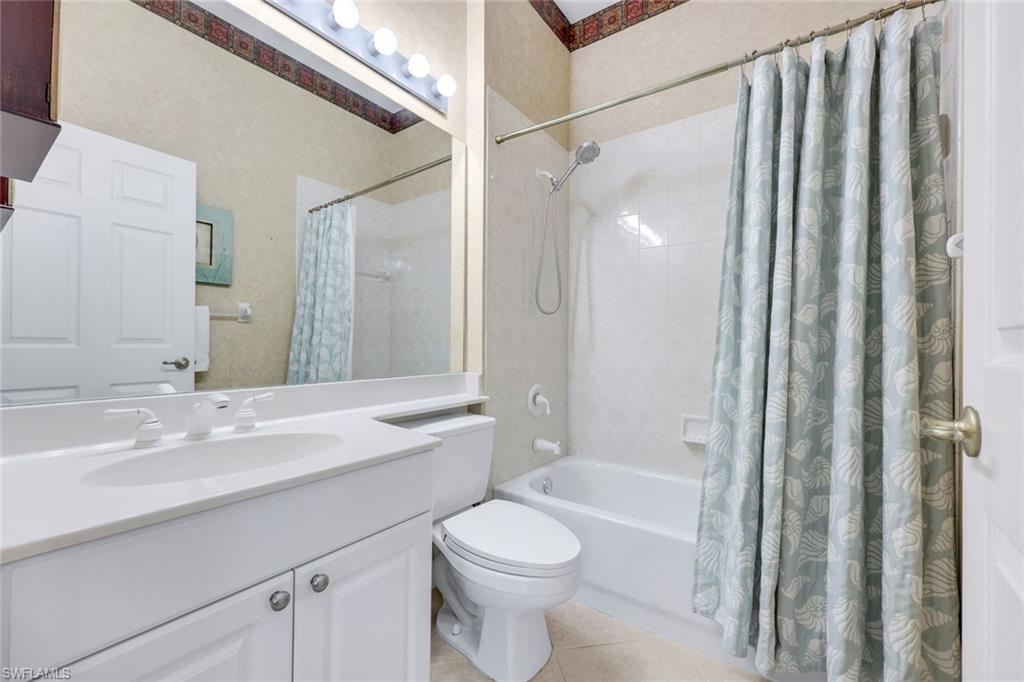 9375 Oak Strand Dr Property Photo 16