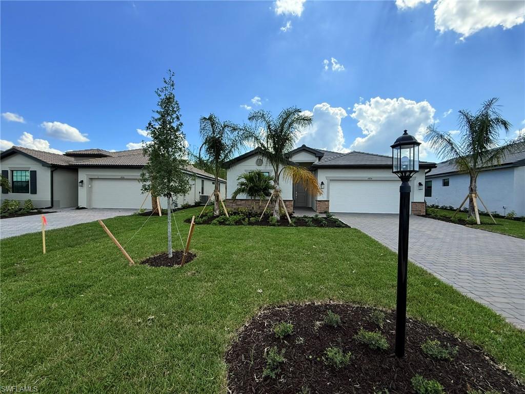 19274 Hinkley Dr Property Photo 4