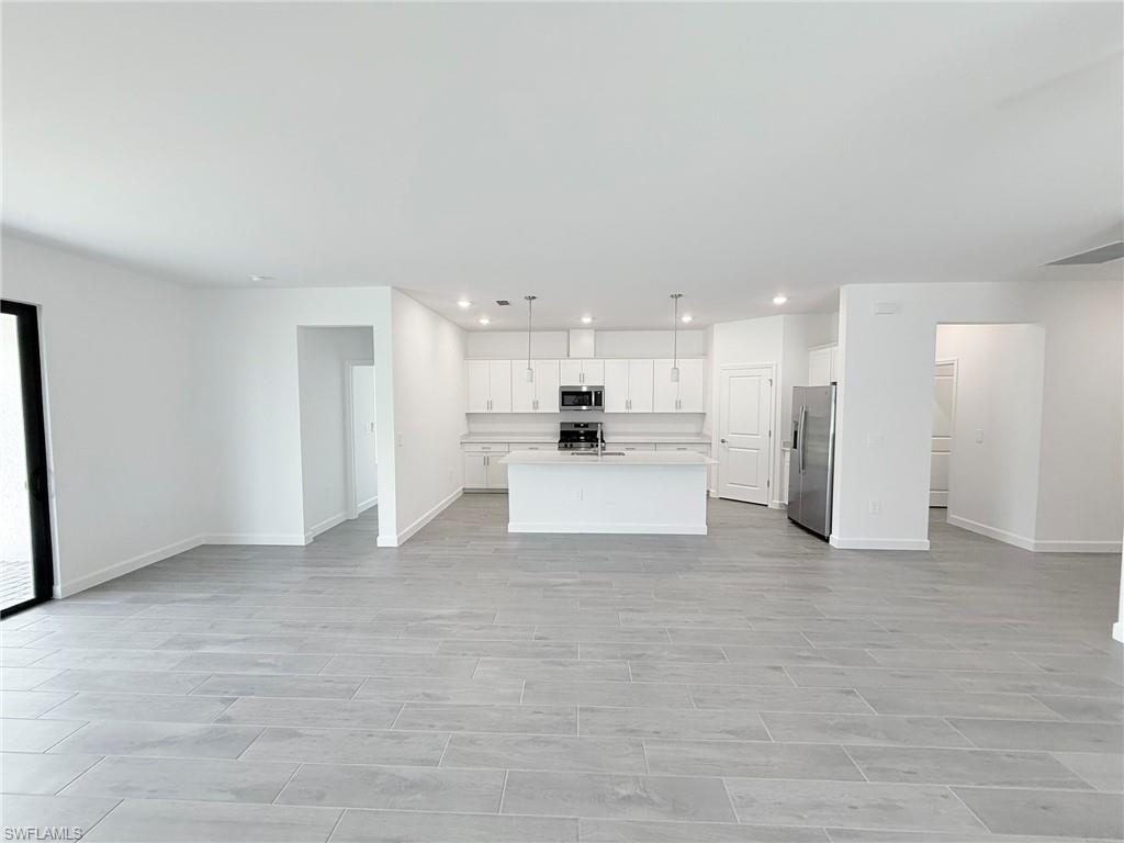 19274 Hinkley Dr Property Photo 11