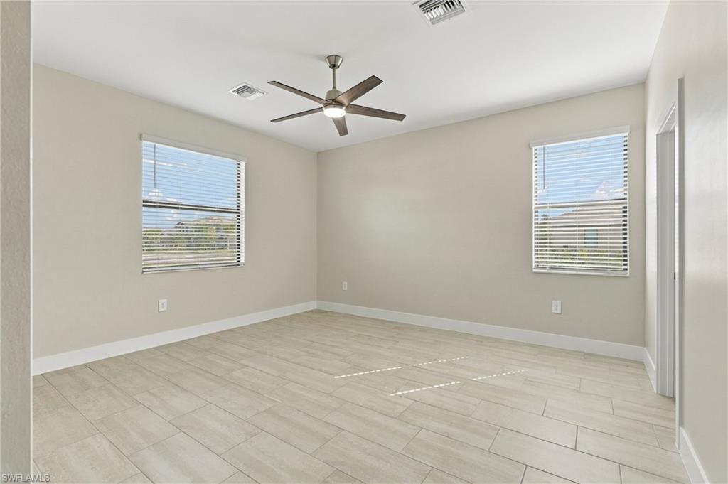 19442 Viewmont Way Property Photo 16