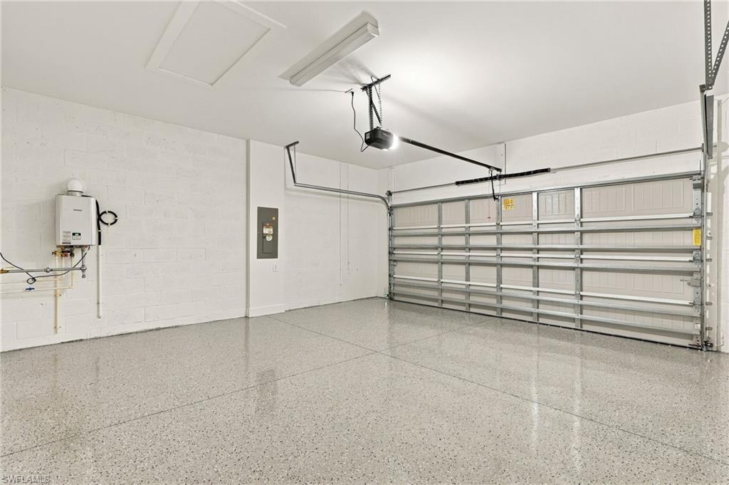 19442 Viewmont Way Property Photo 28