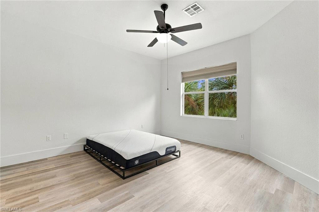 6060 Jonathans Bay Cir 402 Property Photo 29