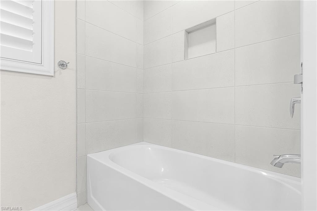 286 Indies Dr E 101 Property Photo 21