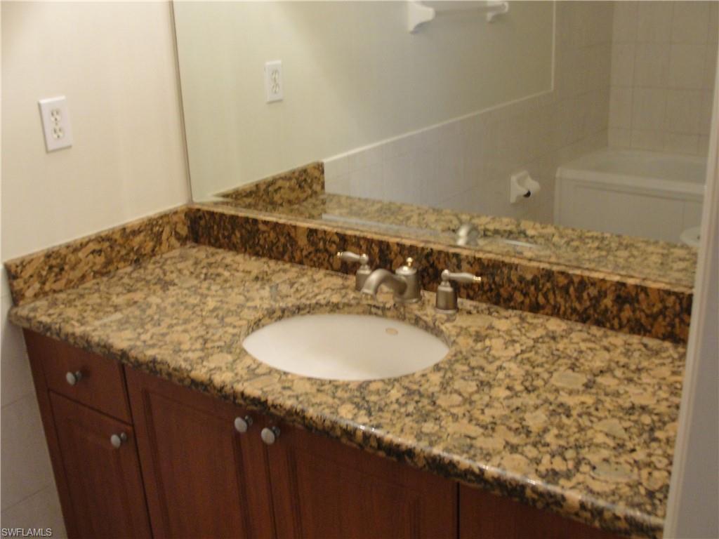 15449 Bellamar Cir 1211 Property Photo 11