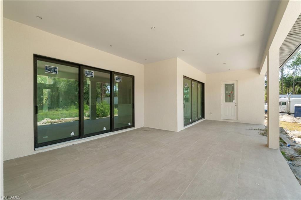 721 Golden Gate Blvd W Property Photo 42