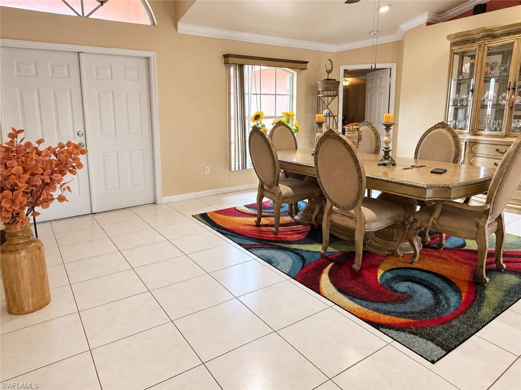 4775 Everglades Blvd N Property Photo 3