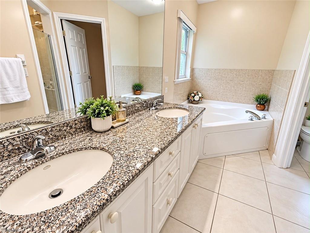 4775 Everglades Blvd N Property Photo 9
