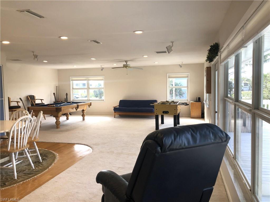 16303 Shoal Ct Property Photo 9
