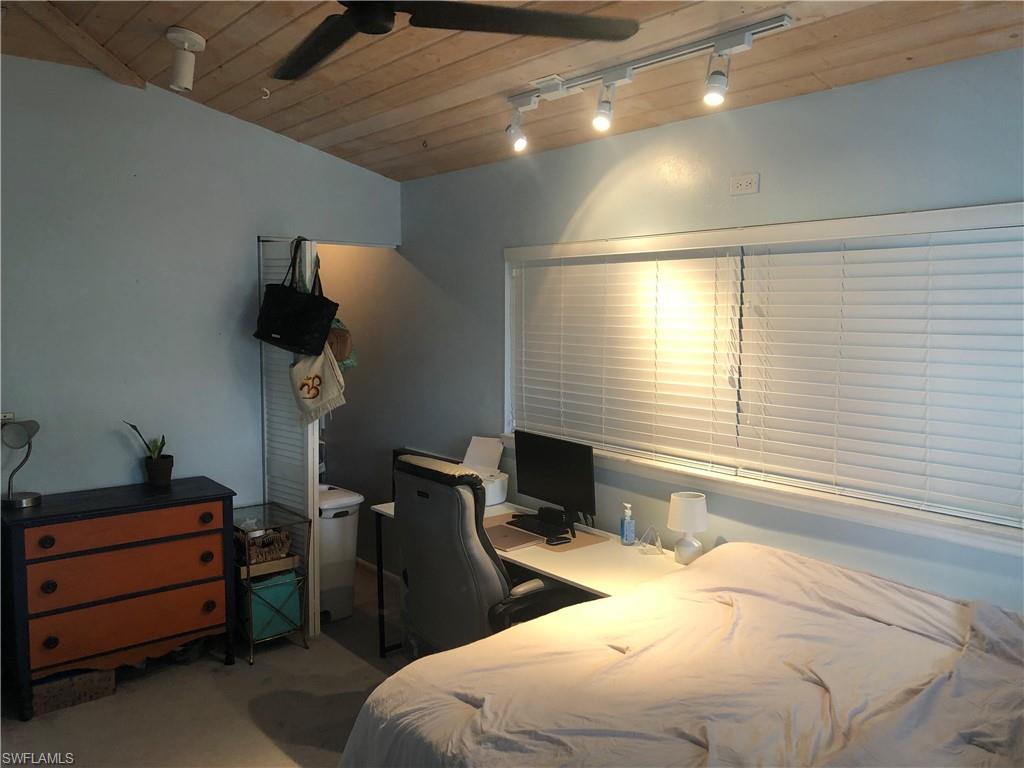 16303 Shoal Ct Property Photo 30